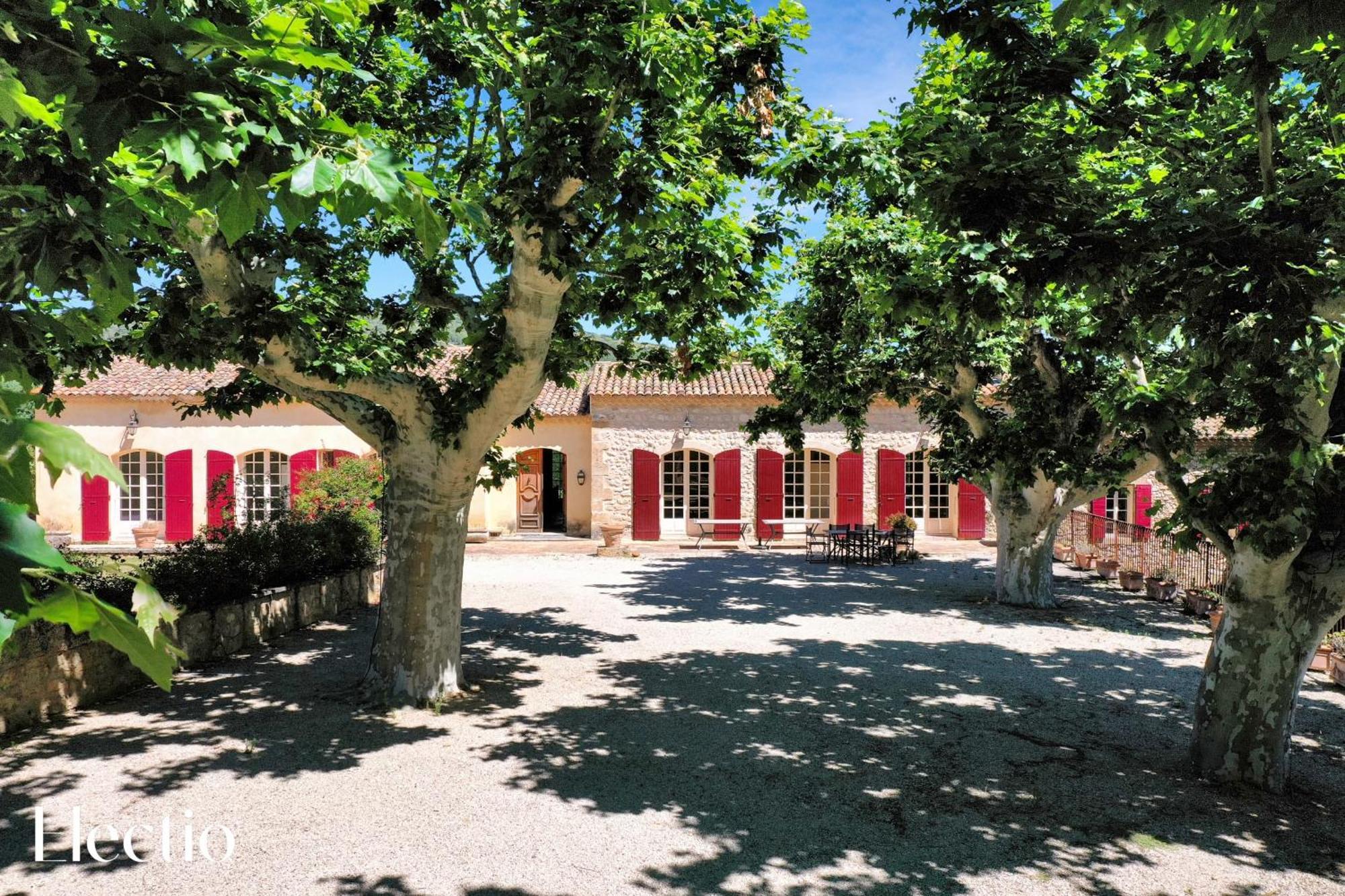 Апарт готель Bastide Domaine Tour Campanets Ле-Пюї-Сент-Репарад Екстер'єр фото